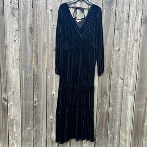 Knox Rose Black Velvet Long Sleeve Dress
